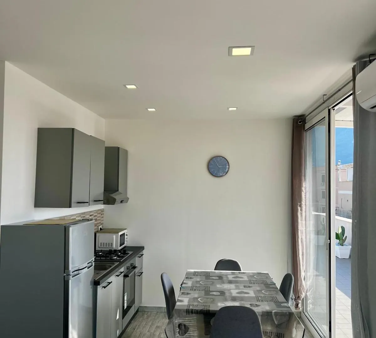 Mari Sol Apartment Terrasini Italy