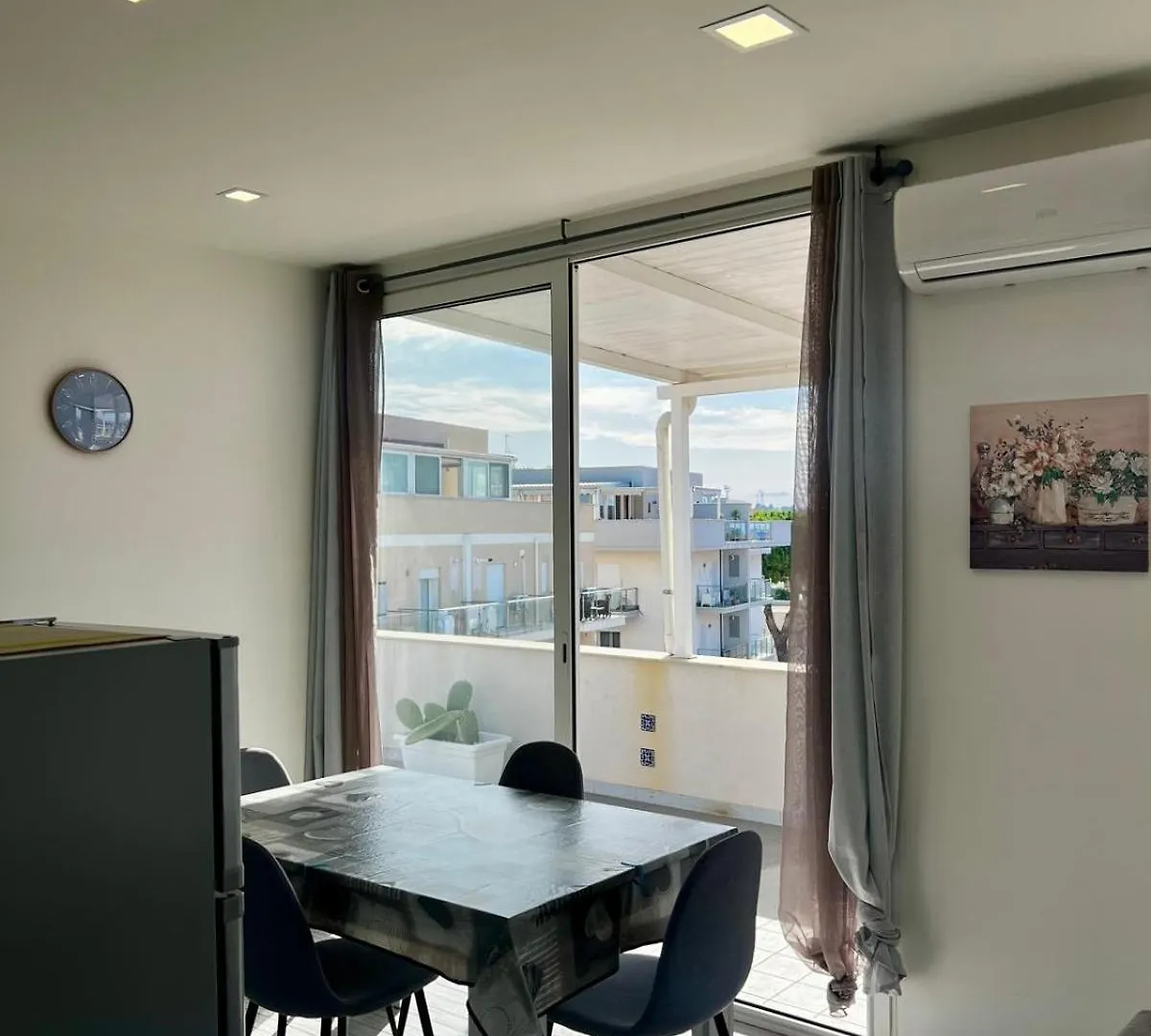 Mari Sol Apartment Terrasini 0*,